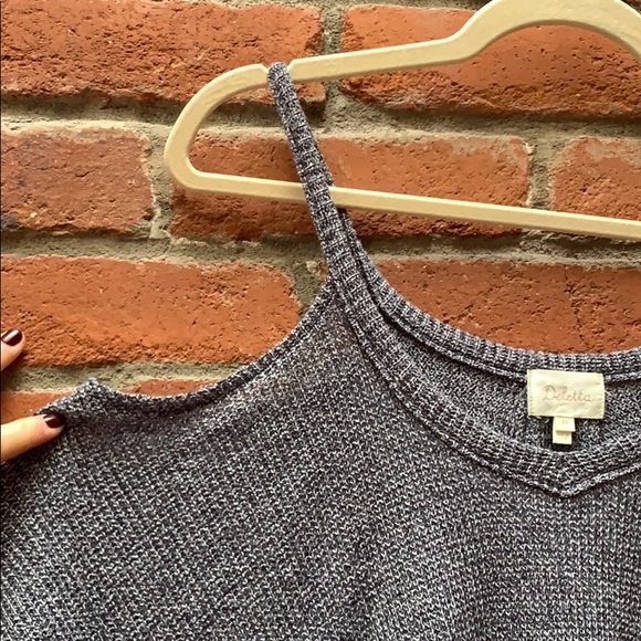 Anthropologie (Deletta) cold shoulder top - Picture 3 of 4